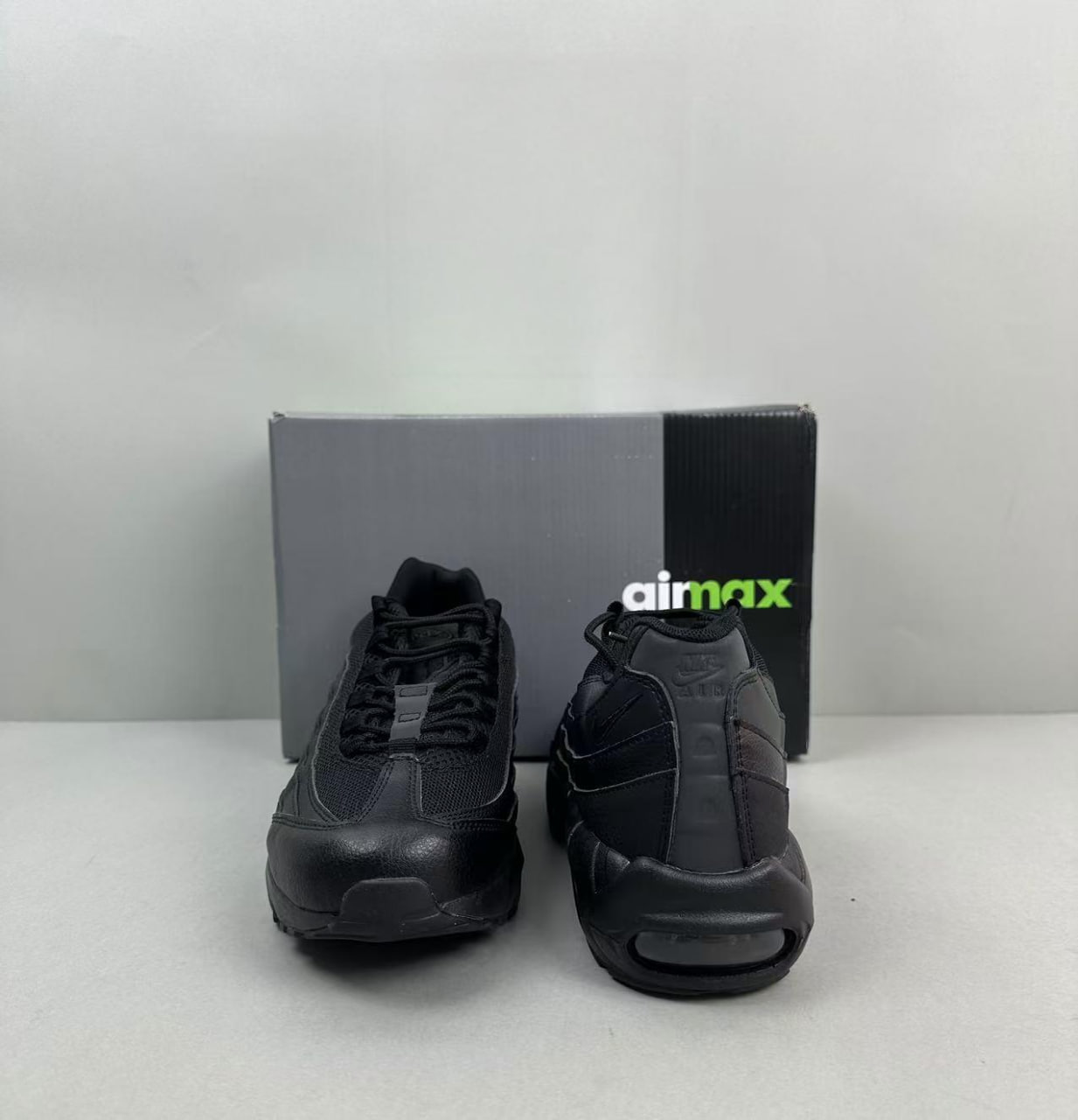 Nike Air Max 95 Sneakers [18 styles]