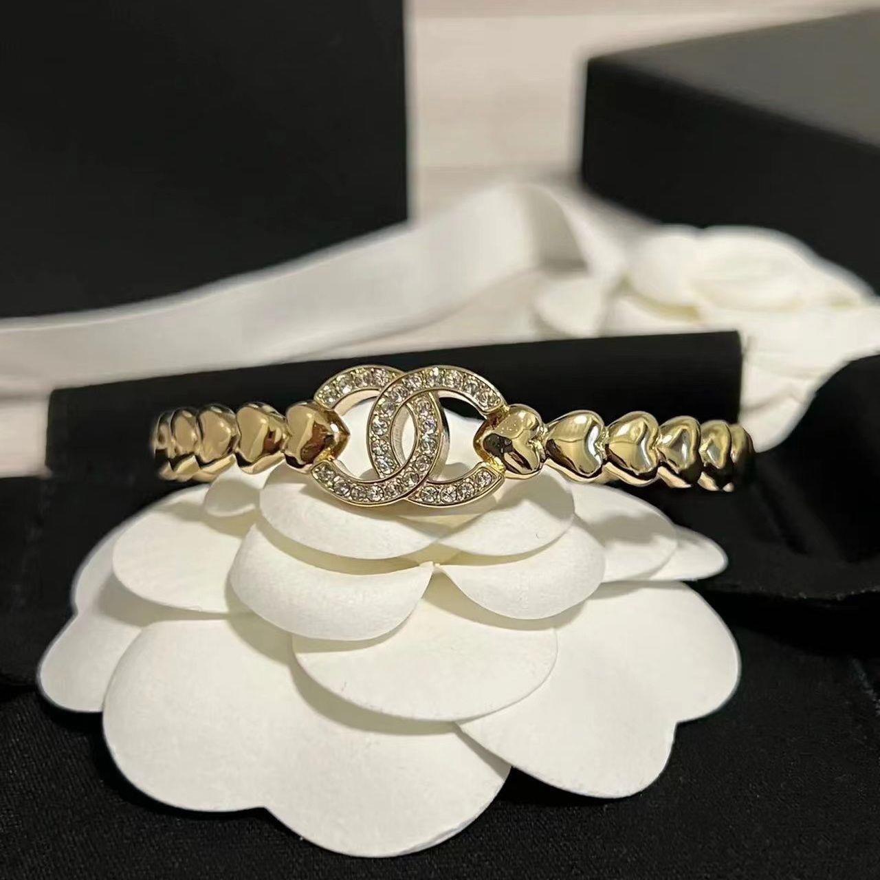 Chanel CC Logo Chain Bracelet [11 styles]