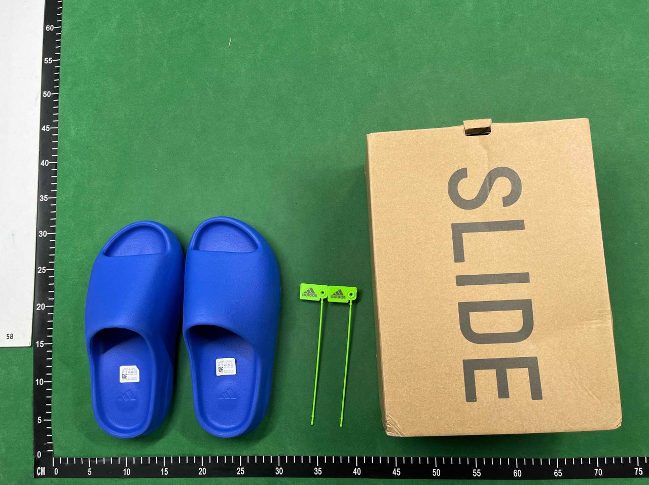 Yeezy Slide [23 styles]