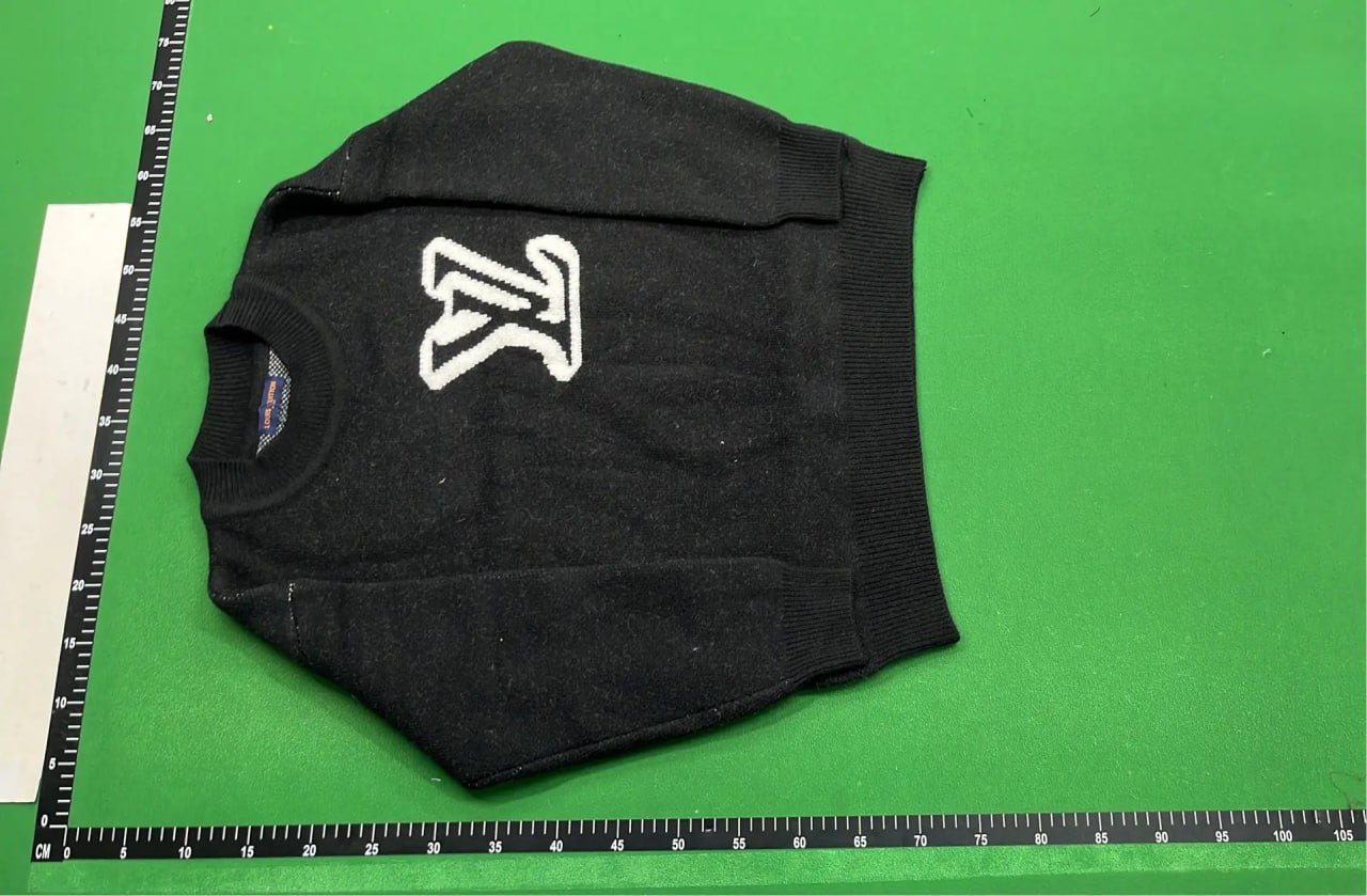 Louis Vuitton Monogram Knit Sweater [27 styles]