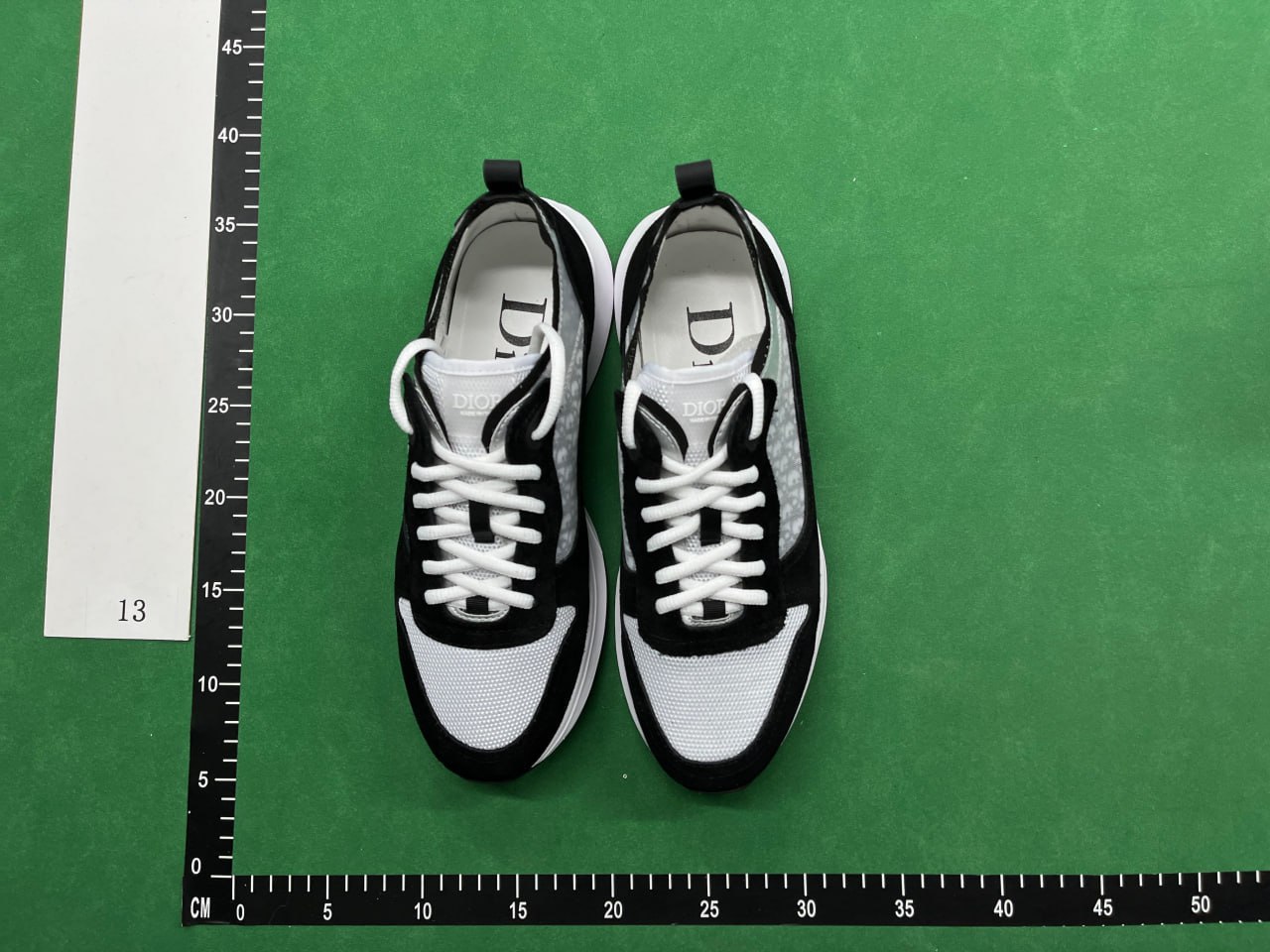 Dior B22 Sneakers [35 styles]