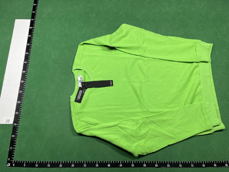 ONE ISLAND Star Logo Sweatshirt [36 styles]