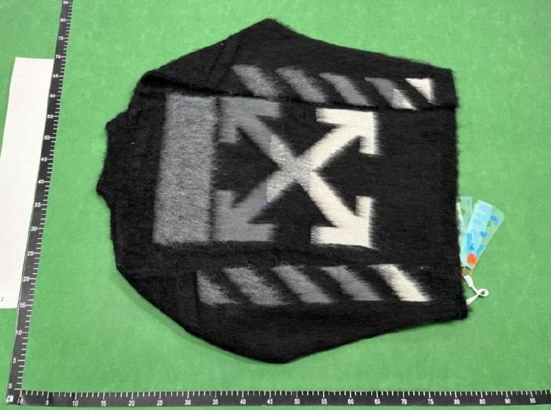 Off-White Arrow Gradient Knit Sweater [32 styles]