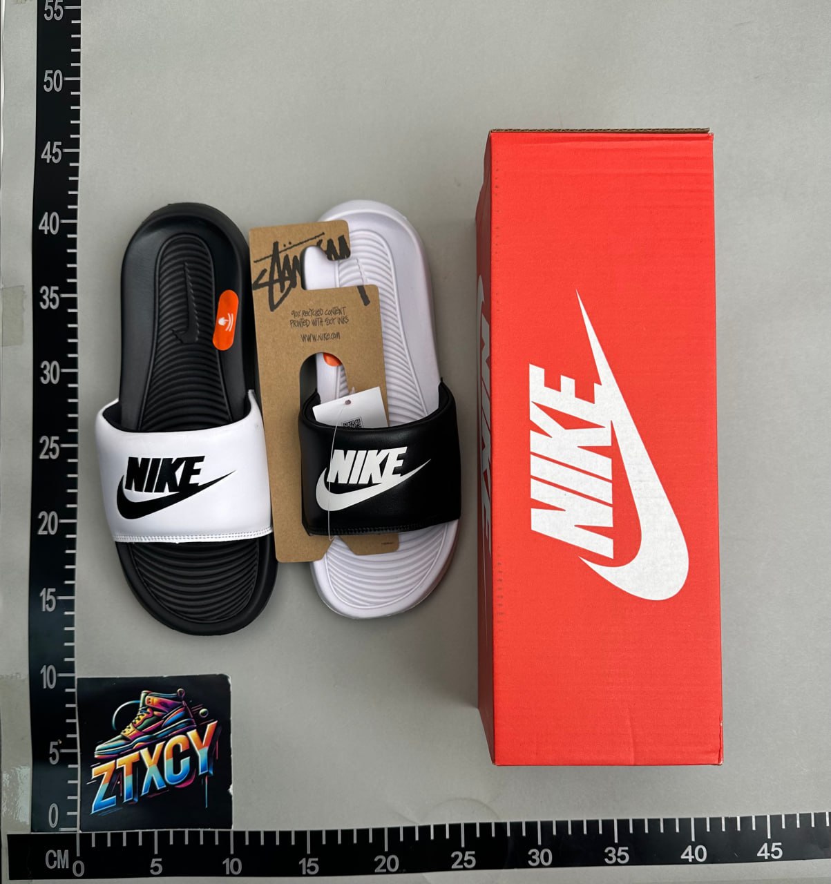 Nike Benassi JDI Slides [12 styles]