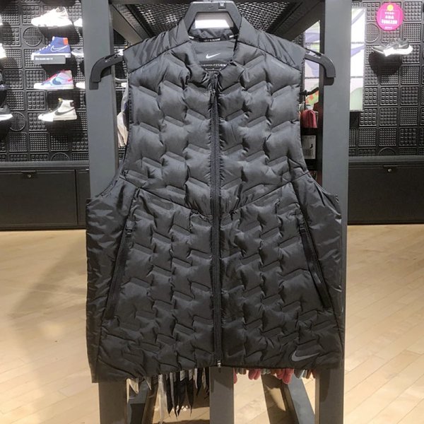 Nike Puffer Vest