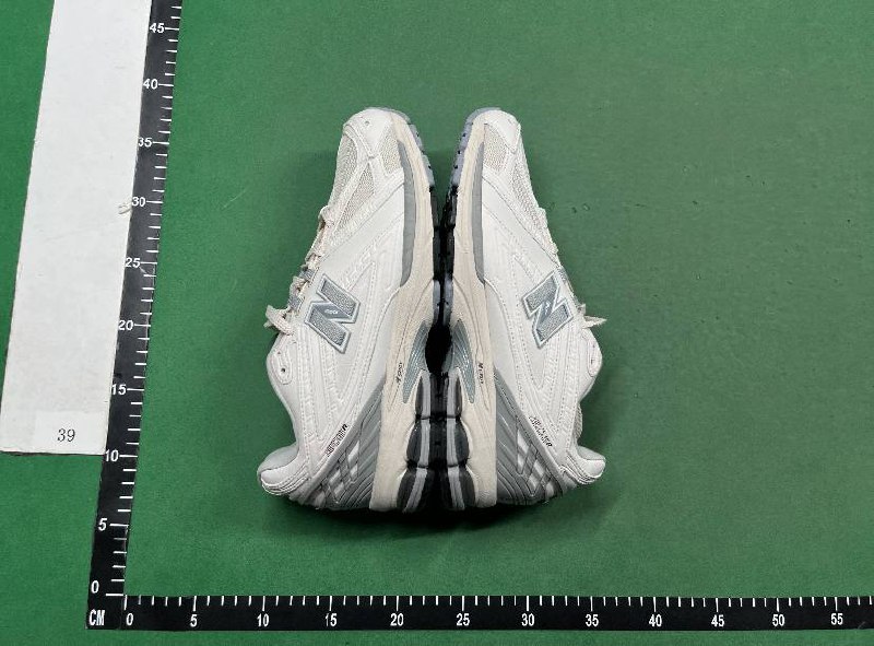 New Balance 1260 Sneakers [30 styles]