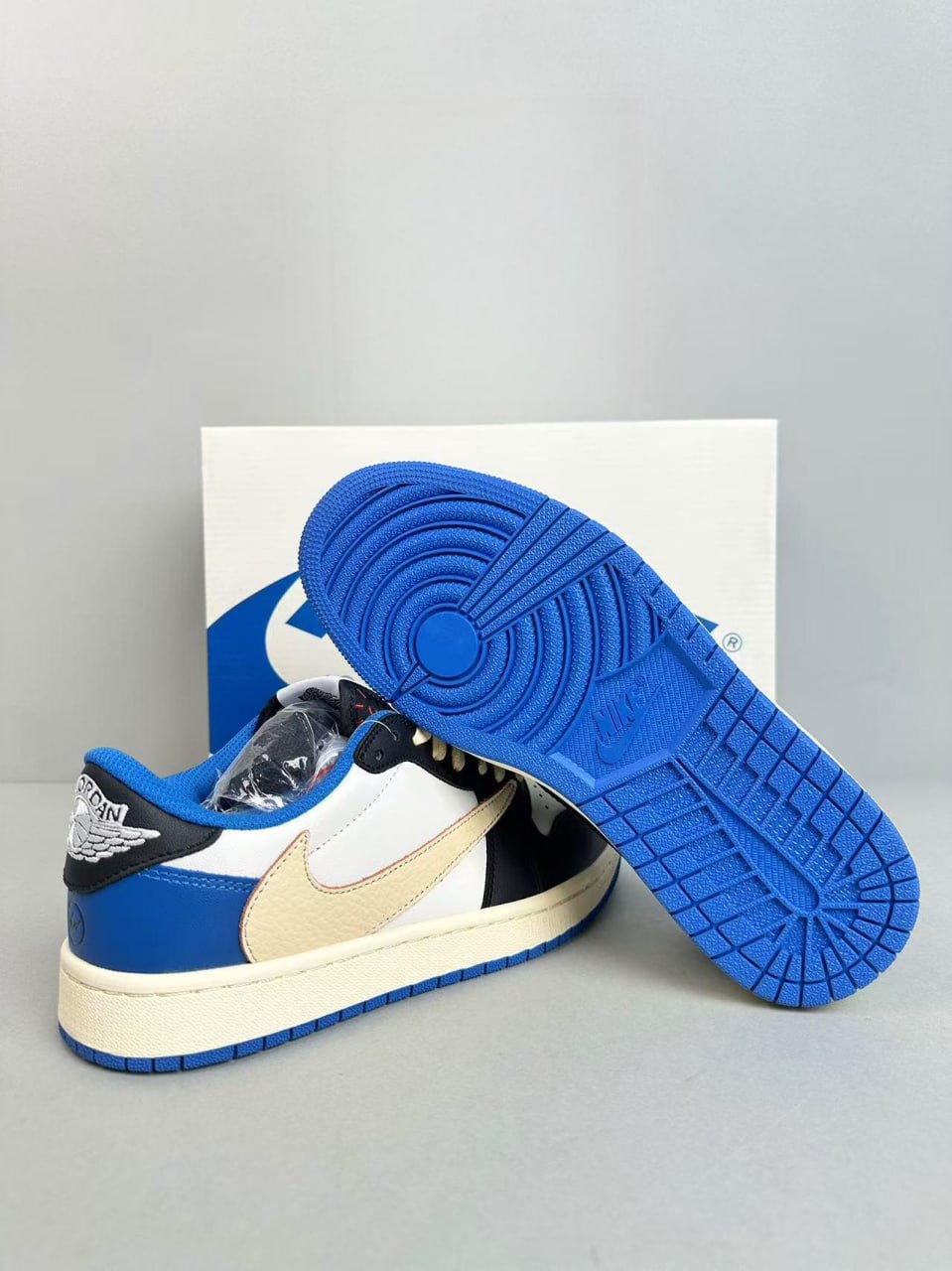Nike Air Jordan 1 Low Sneakers [20 styles]