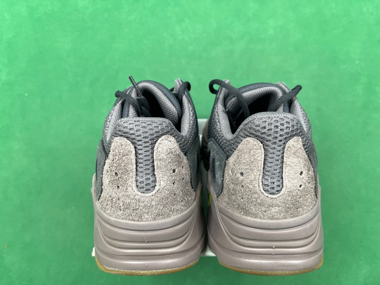 OG-YZ700 Sneakers [13 styles]