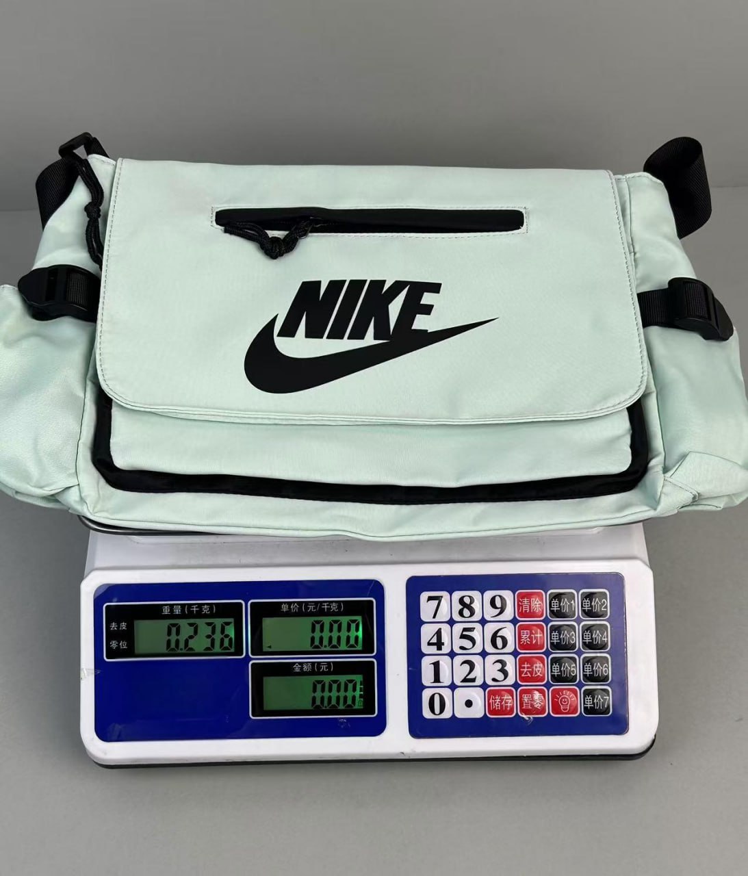 Nike Jordan Backpacks and Duffel Bags [30 styles]