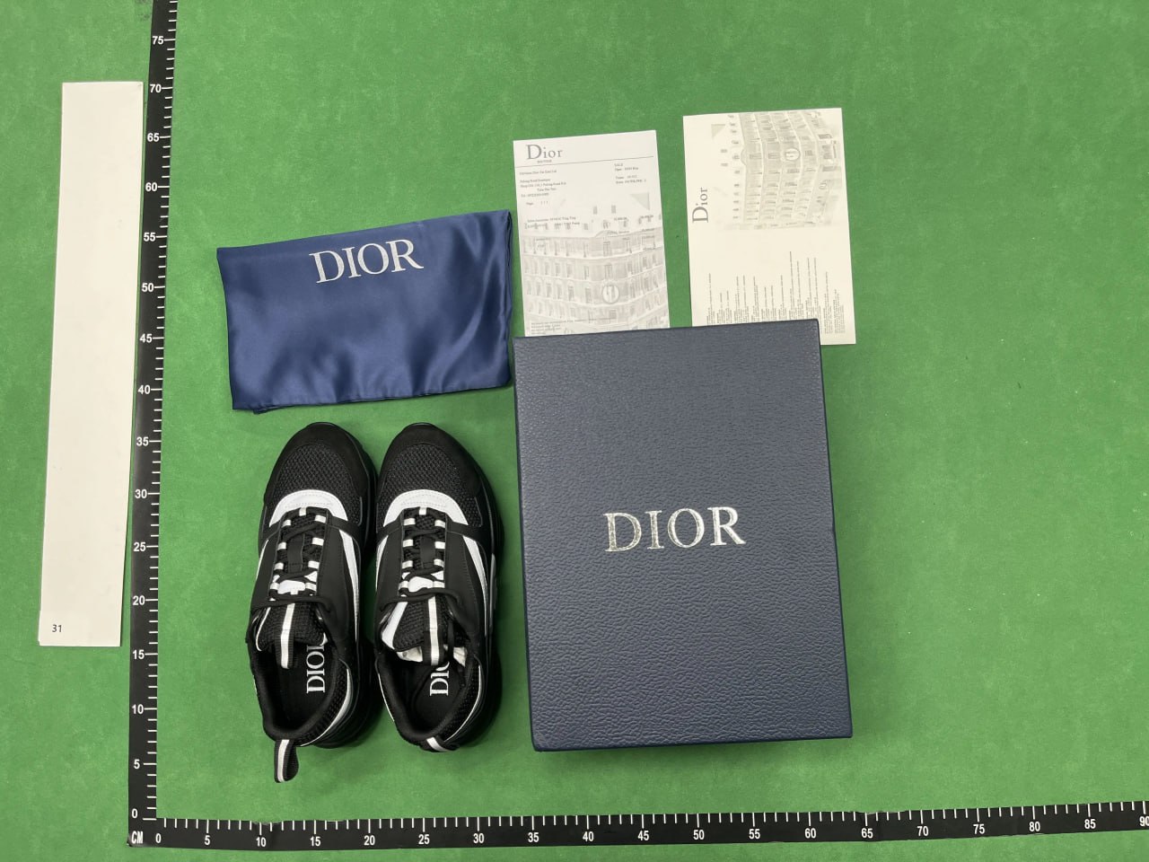 Dior B22 Sneakers [38 styles]