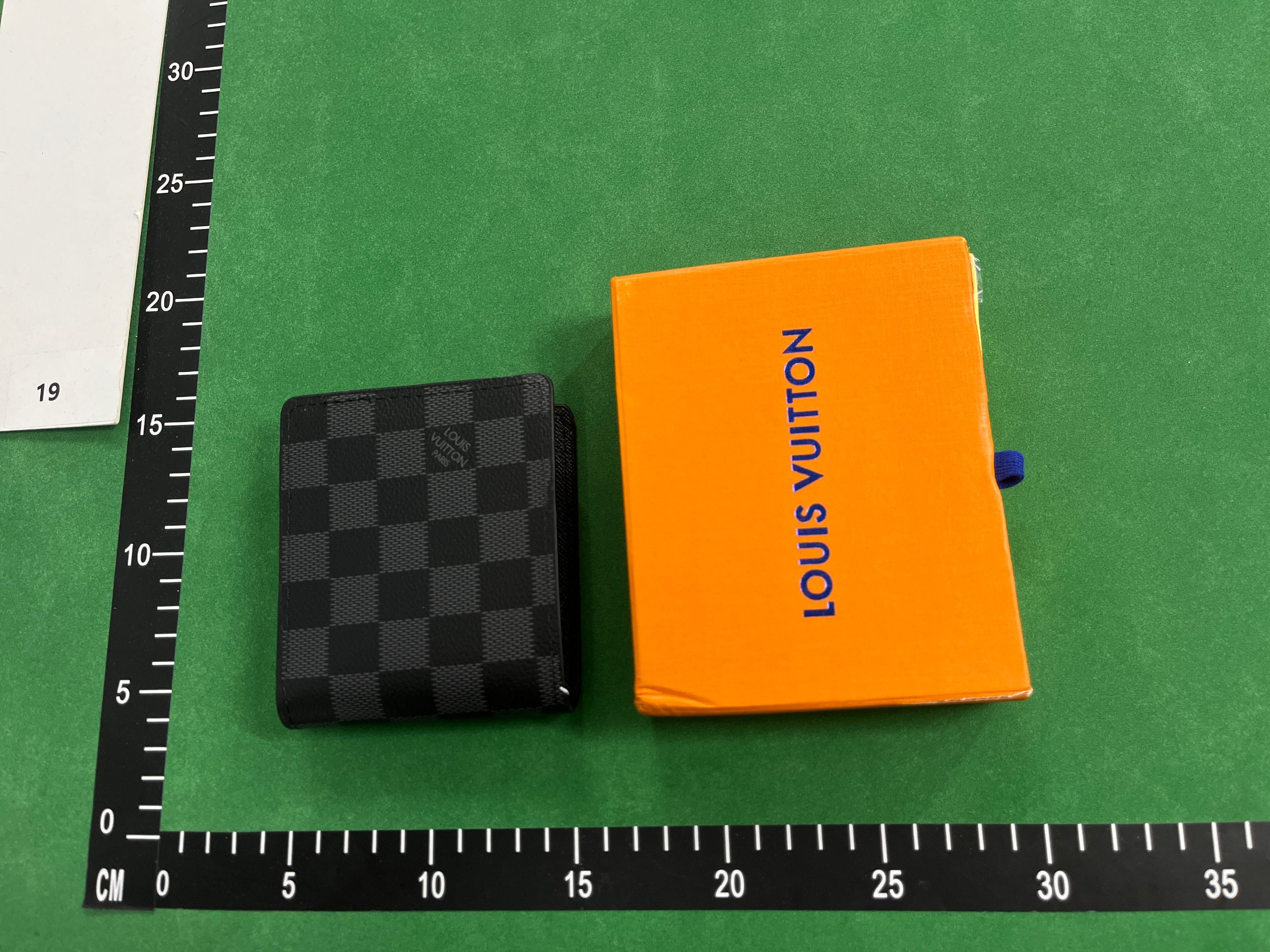 Louis Vuitton Damier and Monogram Wallets [11 styles]