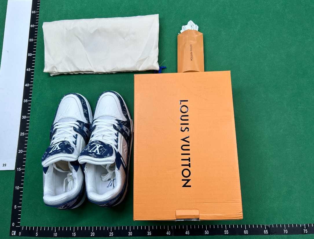 LV B22 Sneakers [22 styles]