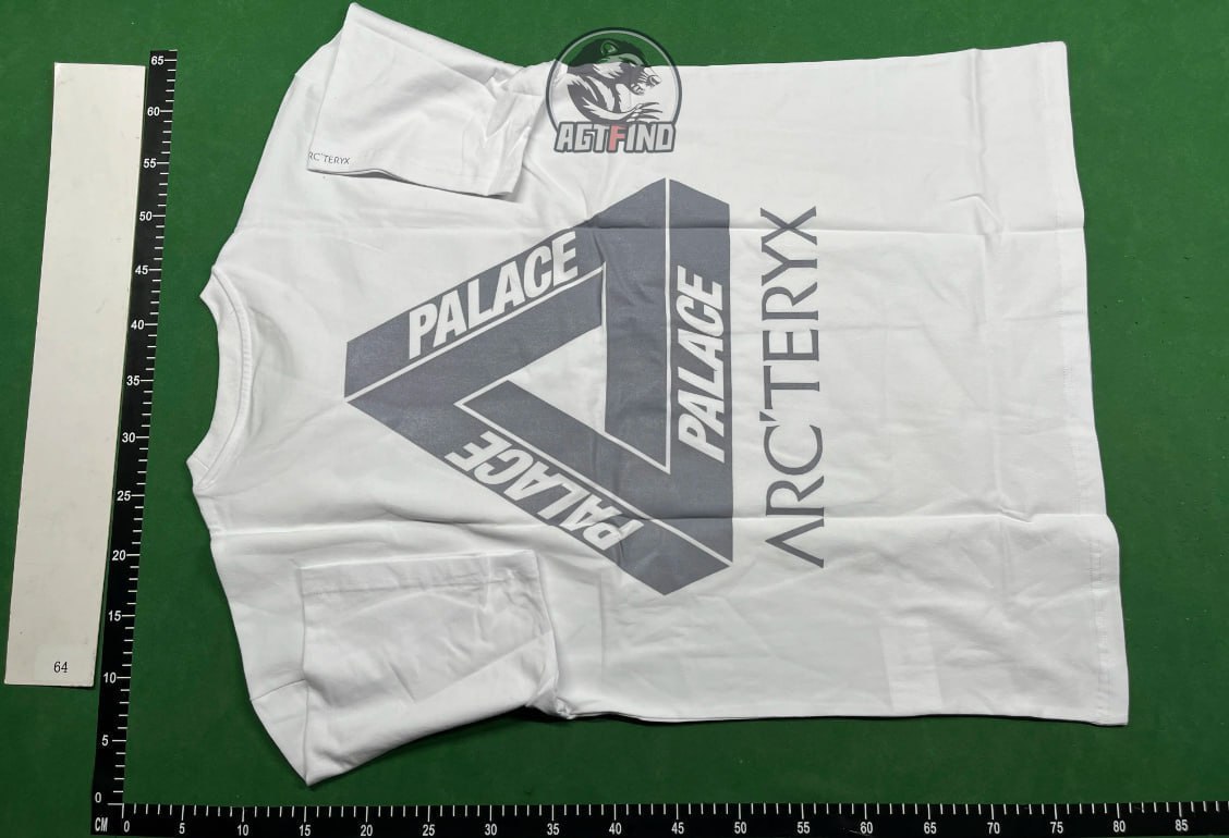 Palace Tri-Ferg T-Shirt [36 styles]