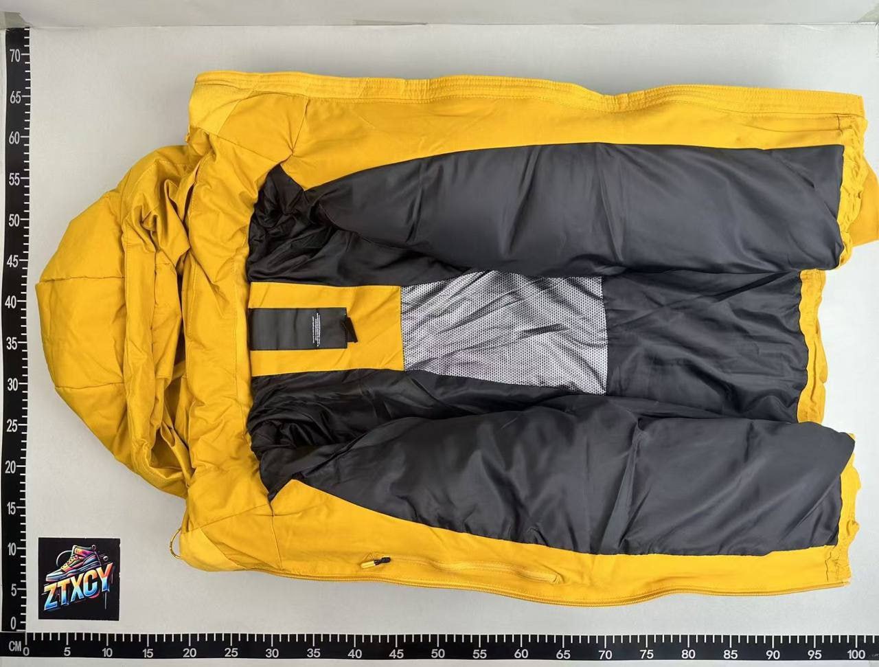 Unbranded Puffer Jacket [3 styles]