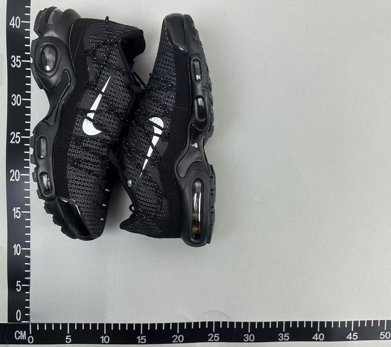 Nike Air Max Plus Sneakers [10 styles]