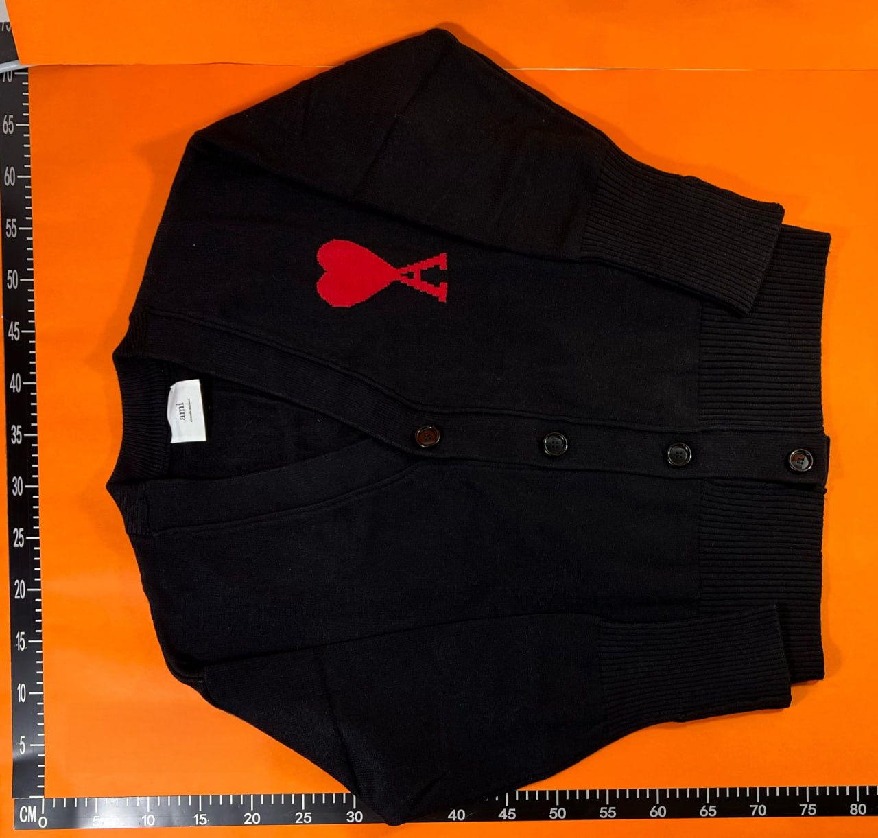 ami CUNINKON Heart Logo Sweater [40 styles]