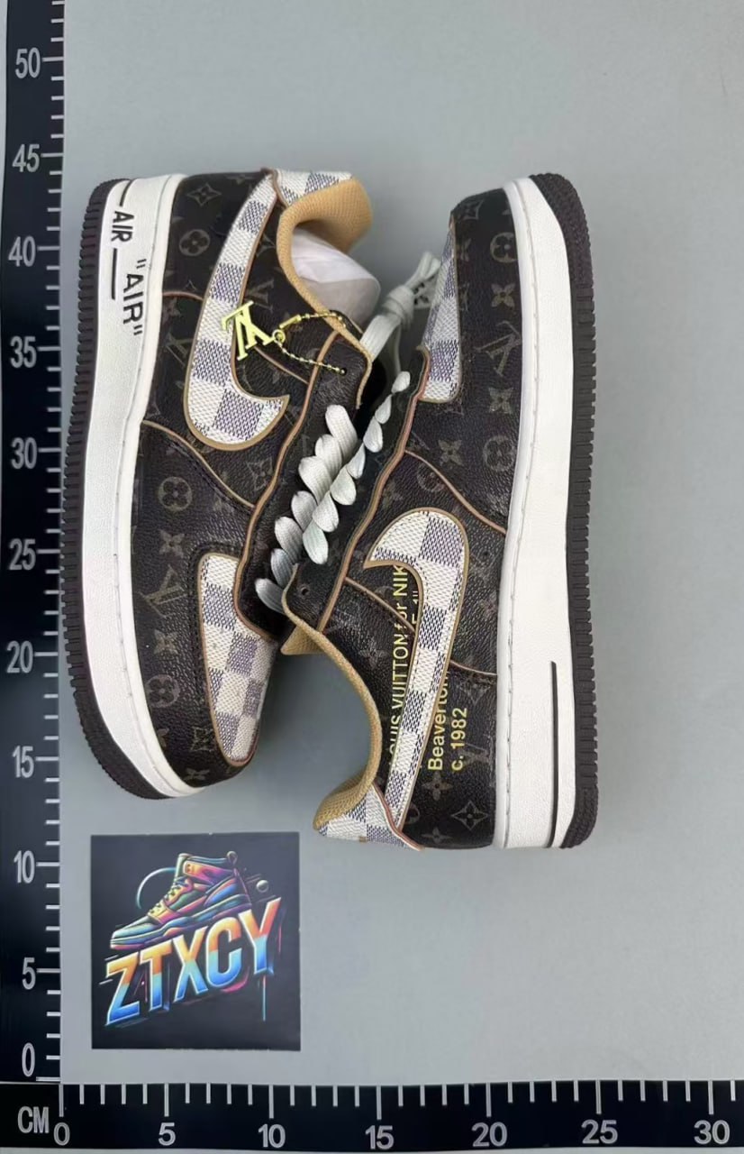 Nike Air Force 1 Sneakers [13 styles]