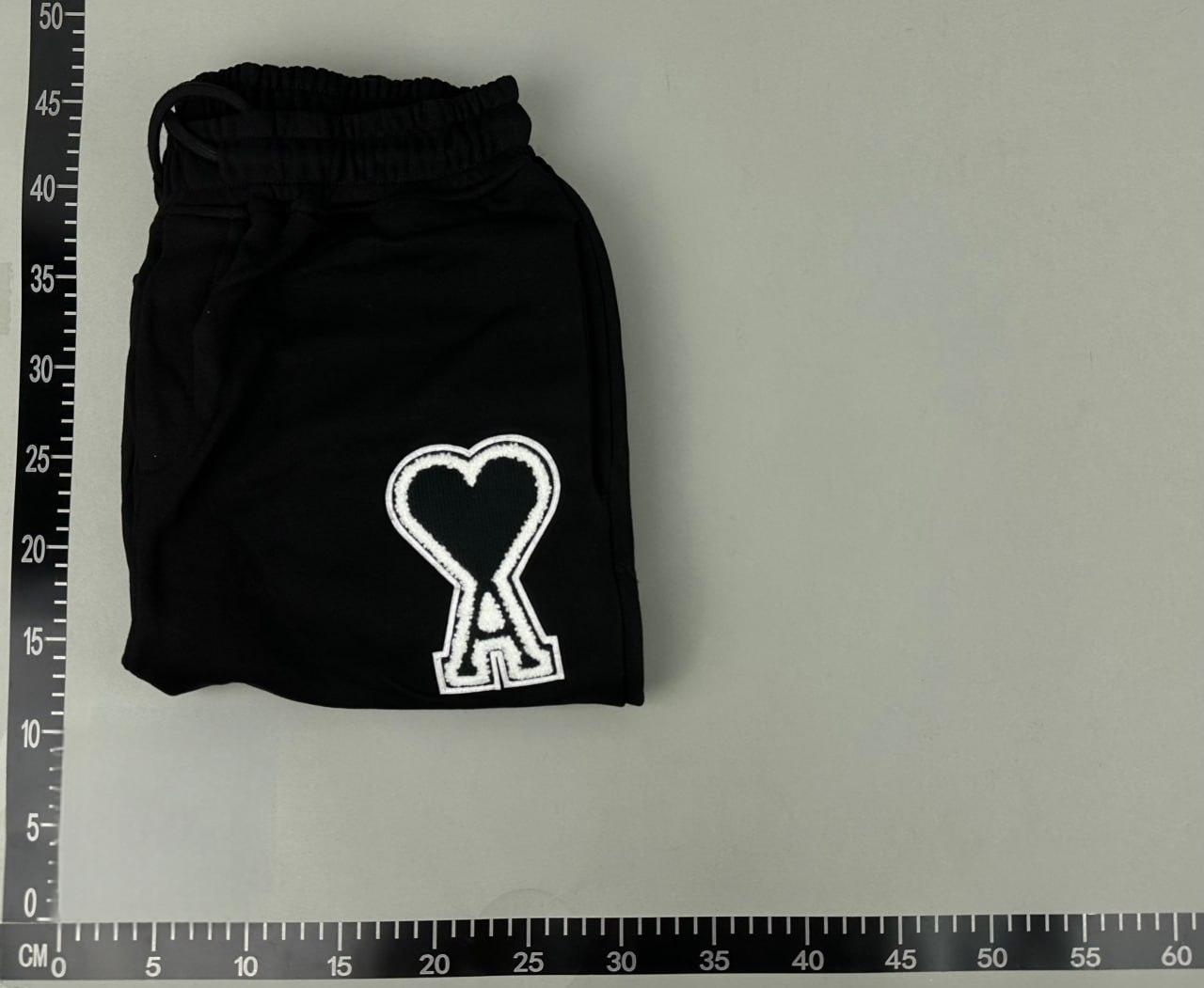 Ami Paris Heart A Shorts [28 styles]