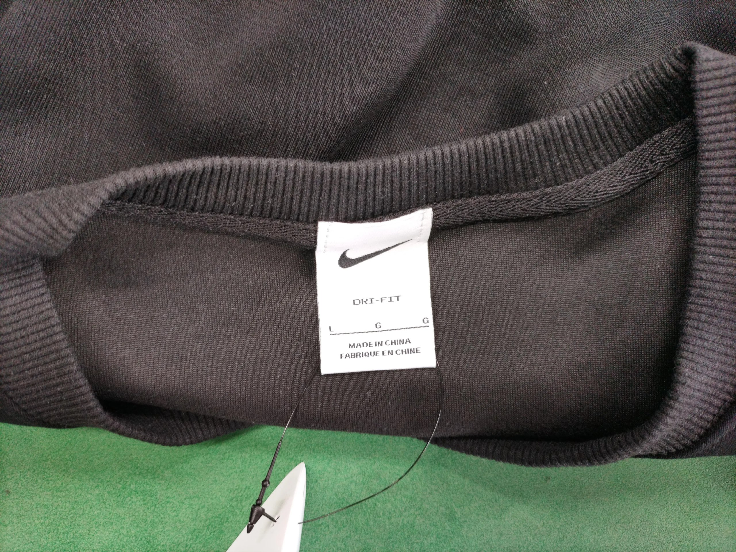 Nike Sportswear Crewneck T-Shirts [10 styles]