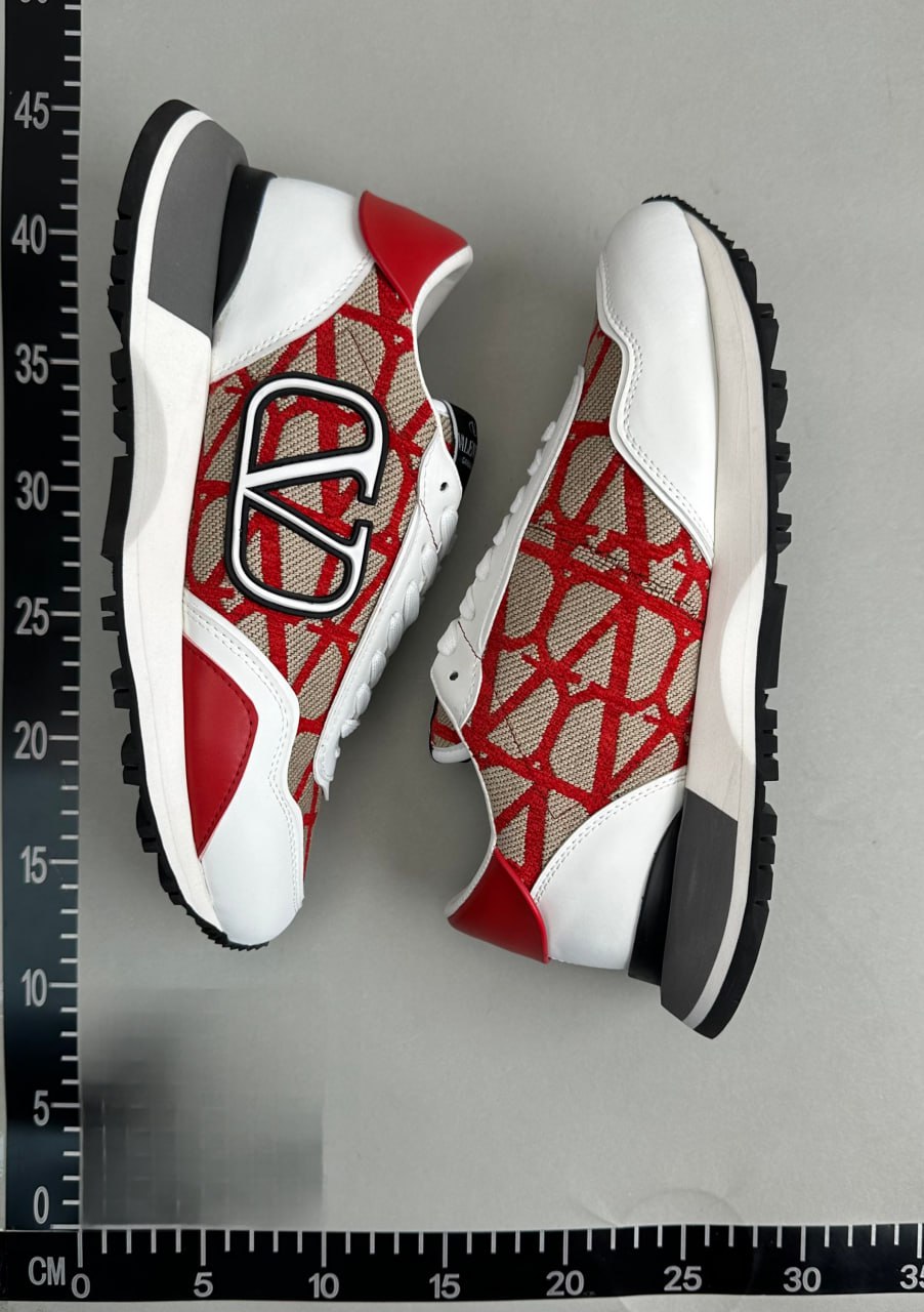 Valentino Garavani B22 Sneakers [12 styles]