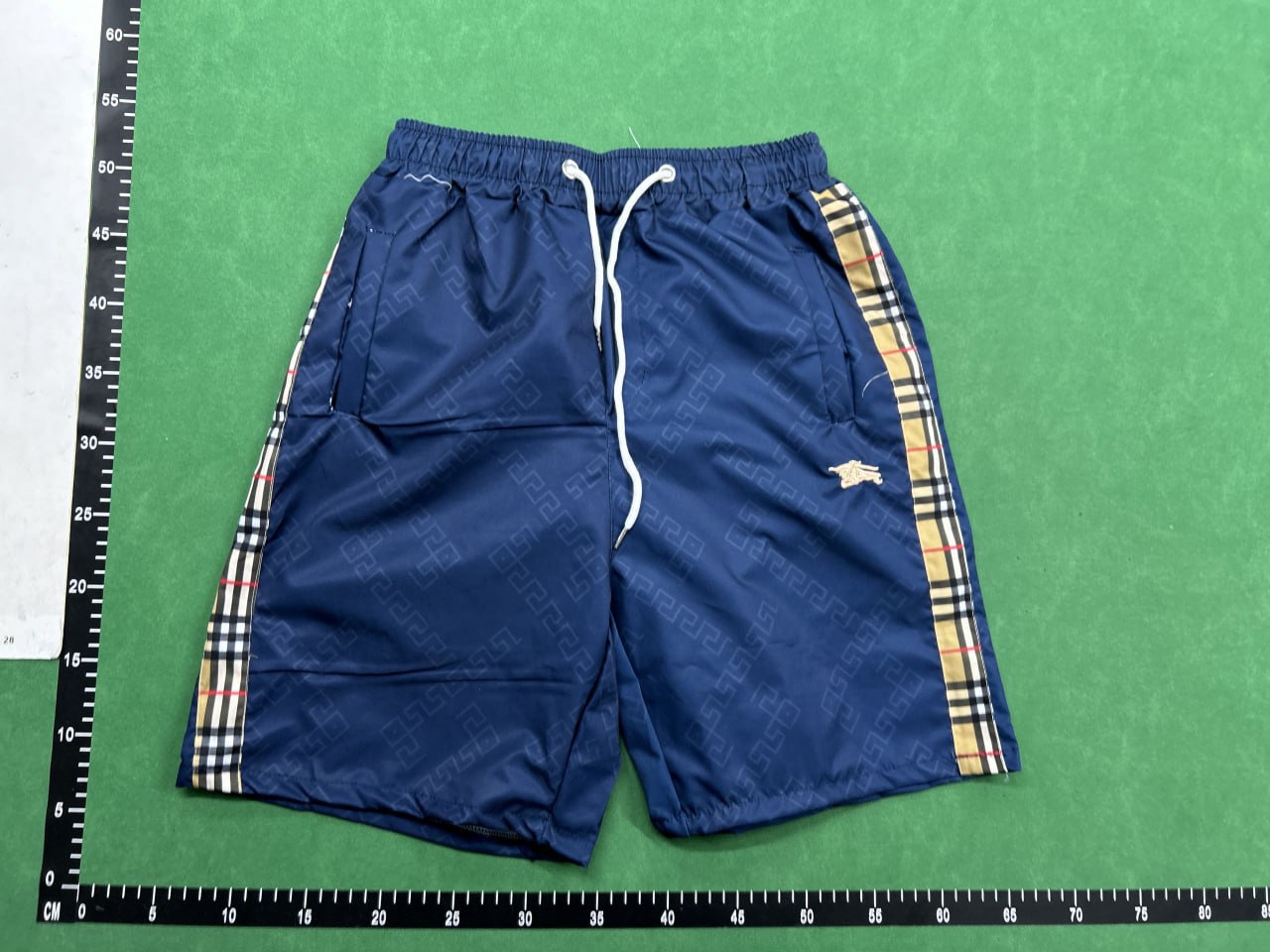 Burberry Check Print Shorts [17 styles]