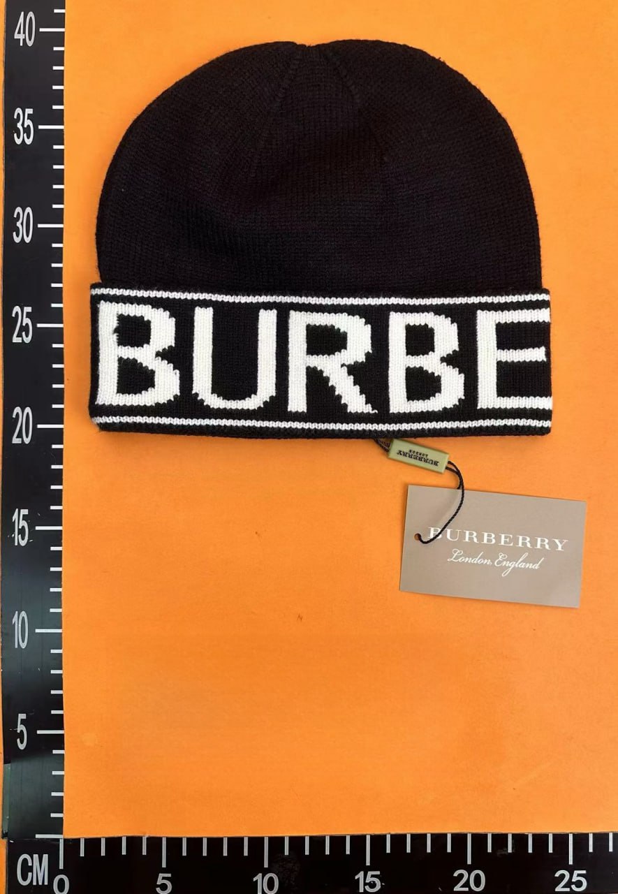 Burberry Logo Knit Beanie [5 styles]