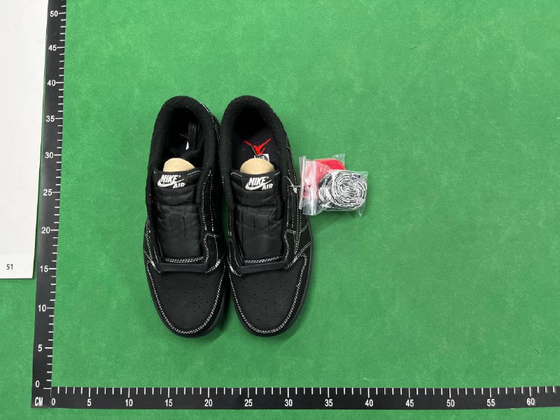 Nike Dunk Low Sneakers [33 styles]