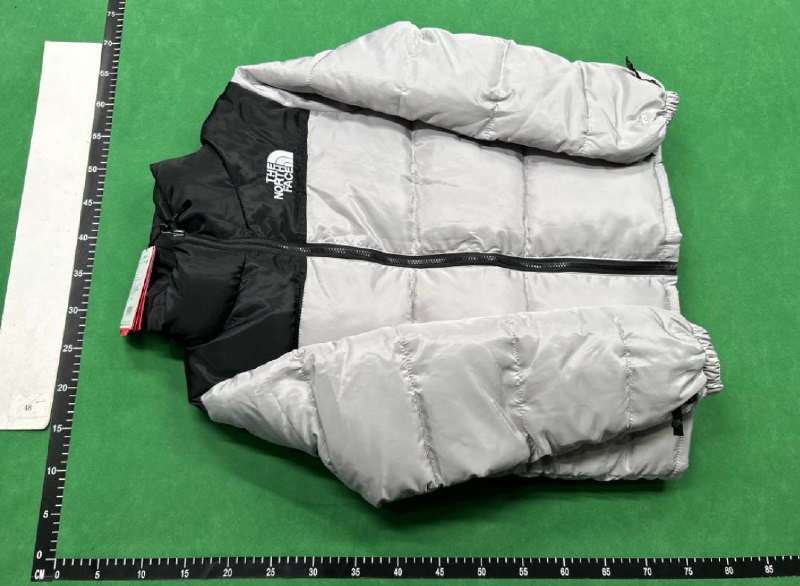The North Face Nuptse Jacket [4 styles]