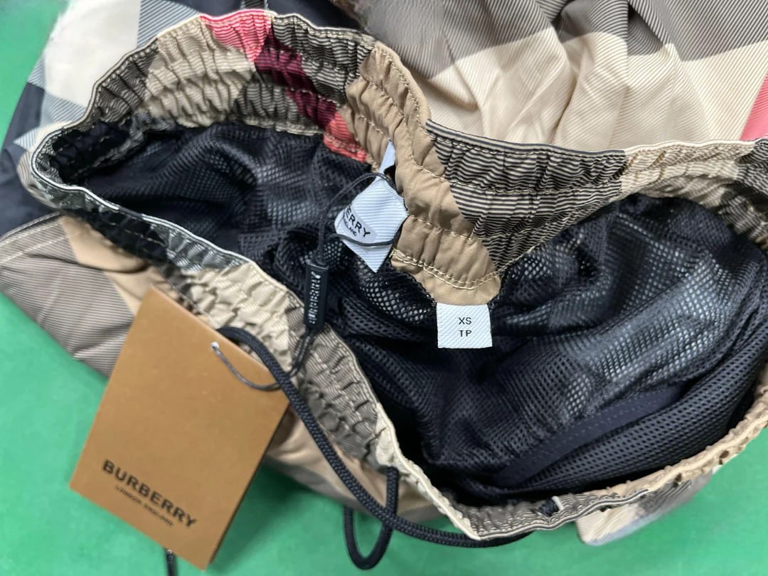 Burberry Check Print Shorts [17 styles]