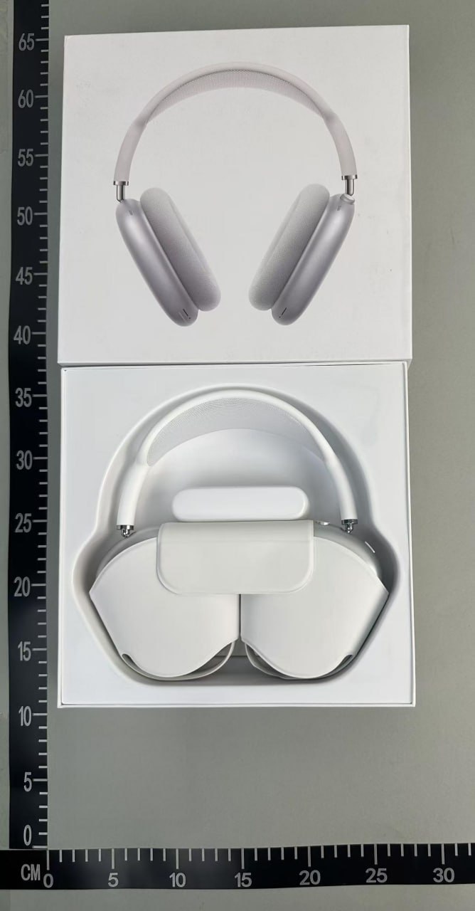 Apple AirPods Max Headphones [3 styles]