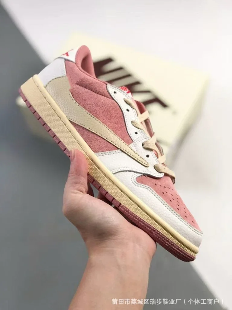 Air Jordan 1 Retro Low OG