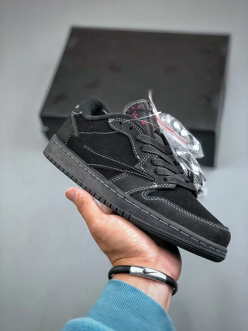 Air Jordan 1 Retro Low OG